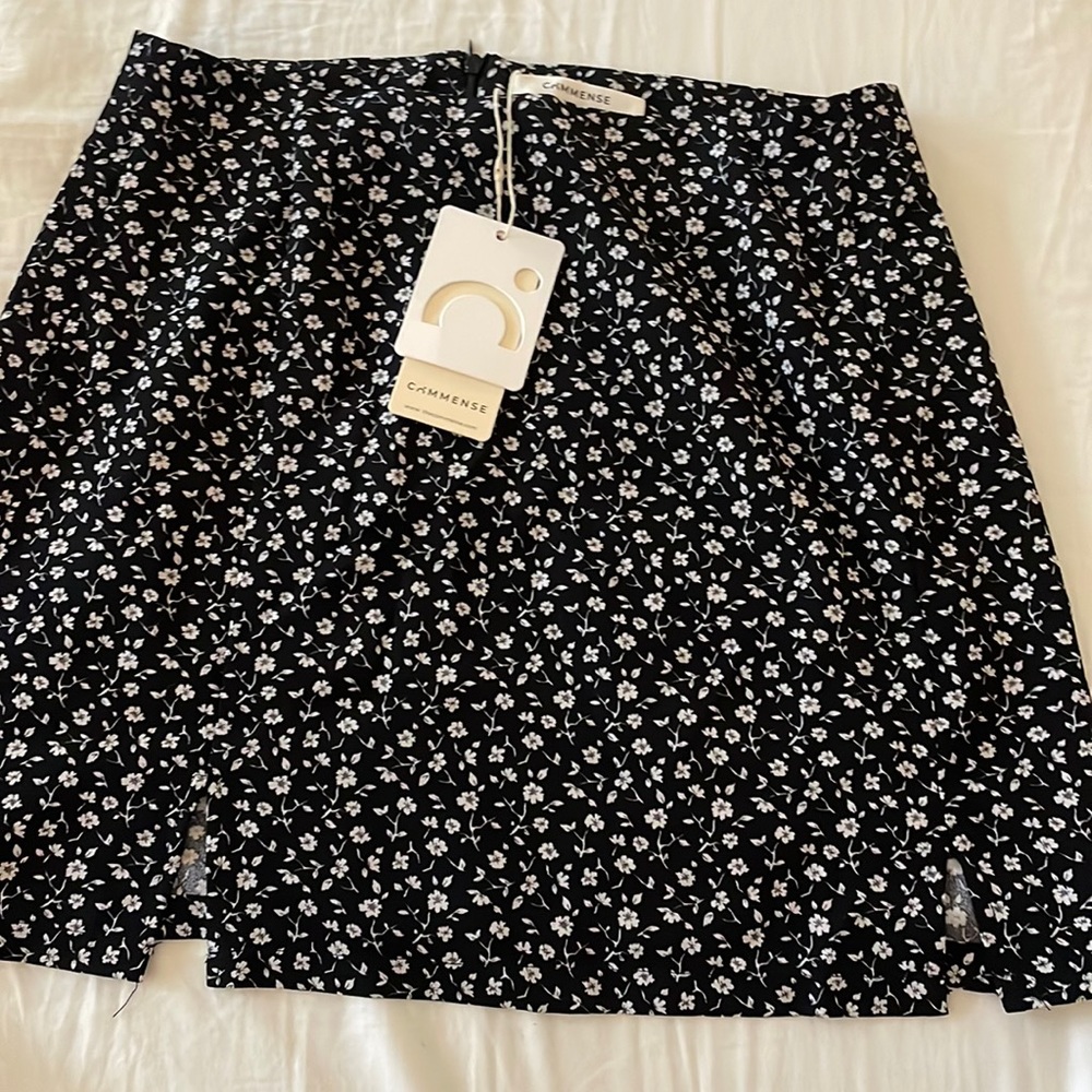 Commense floral mini skirt